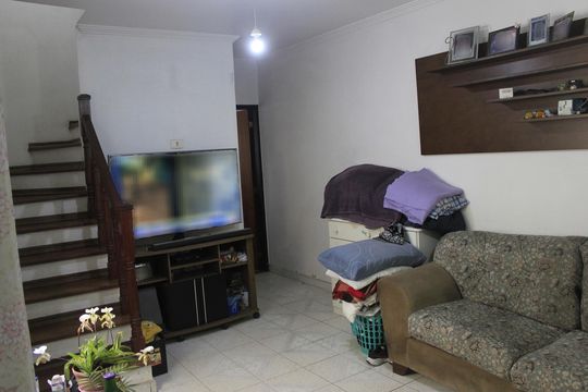 Casa à venda com 3 quartos, 200m² em Vila Yaya, Guarulhos
