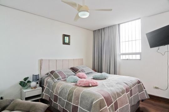 Quarto de apartamento à venda com 2 quartos, 90m² em Vila Diva, São Paulo