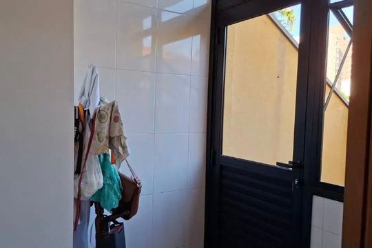 Área de serviço de casa à venda com 3 quartos, 138m² em Vila Valparaíso, Santo André
