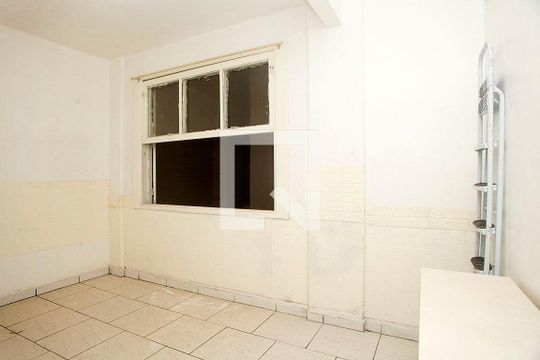 Quarto de apartamento para alugar com 2 quartos, 64m² em Centro Histórico, Porto Alegre