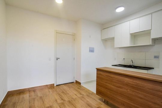 Sala de apartamento para alugar com 2 quartos, 47m² em Jardim, Santo André