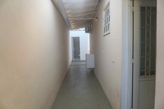 Área Externa de casa para alugar com 2 quartos, 156m² em Jardim Sao Luis, Barueri