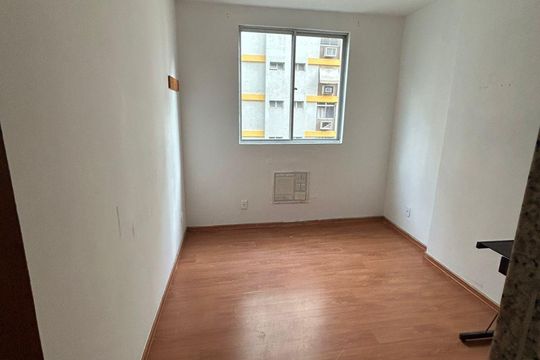 Quarto de apartamento à venda com 1 quarto, 60m² em Icaraí, Niterói