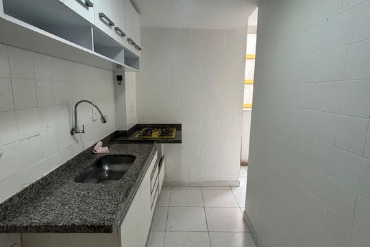 Cozinha de apartamento à venda com 1 quarto, 60m² em Icaraí, Niterói