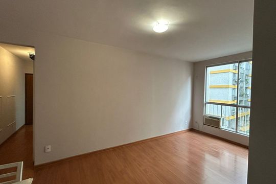 Apartamento à venda com 1 quarto, 60m² em Icaraí, Niterói