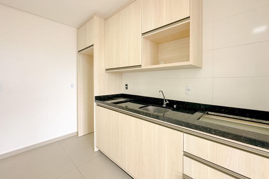 Cozinha de apartamento para alugar com 2 quartos, 75m² em Ingleses do Rio Vermelho, Florianópolis
