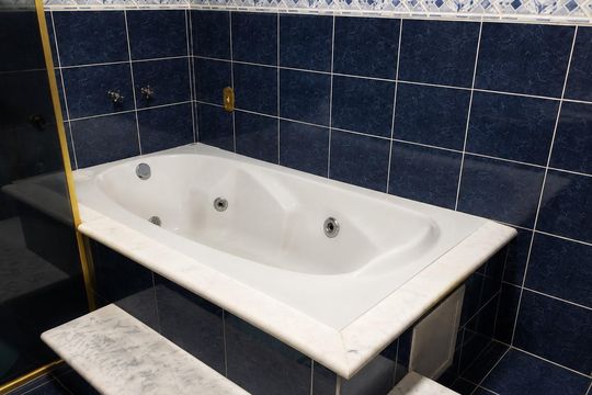 Banheiro de casa para alugar com 3 quartos, 330m² em Vila Jardim America, Cachoeirinha