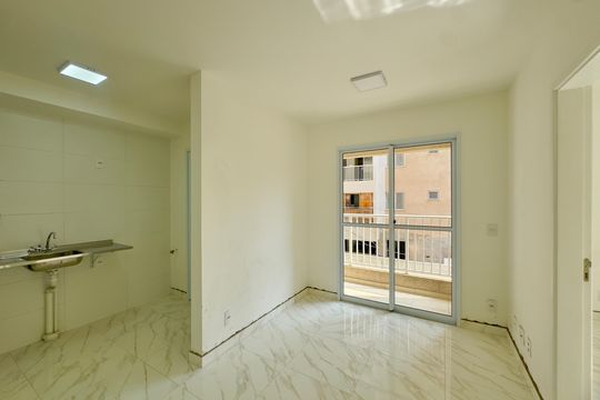 Apartamento à venda com 2 quartos, 44m² em Picanço, Guarulhos