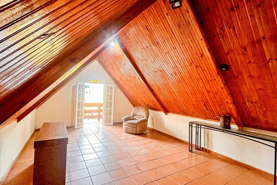 Suíte de casa de condomínio para alugar com 3 quartos, 150m² em Unamar, Cabo Frio