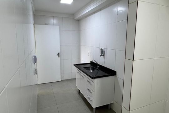 Apartamento para alugar com 3 quartos, 58m² em Jardim Caiapiá, Cotia