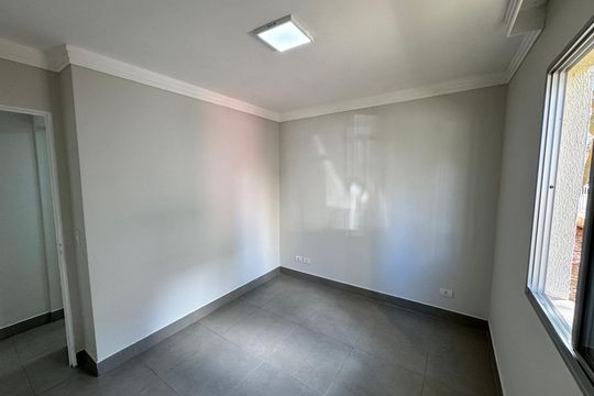 Apartamento para alugar com 3 quartos, 58m² em Jardim Caiapiá, Cotia