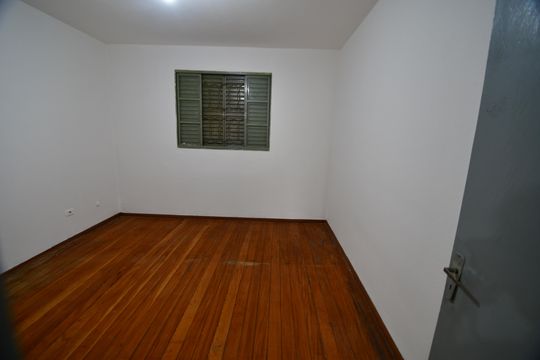 Quarto 1 de casa para alugar com 2 quartos, 150m² em Jardim Chapadão, Campinas