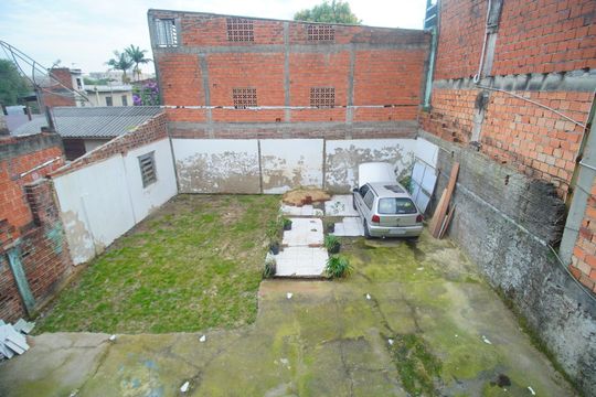 Quintal de apartamento para alugar com 2 quartos, 65m² em Canudos, Novo Hamburgo