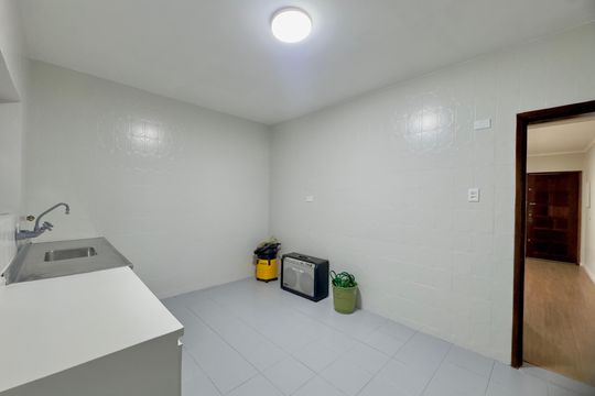 Cozinha de casa à venda com 4 quartos, 113m² em Vila Augusta, Guarulhos