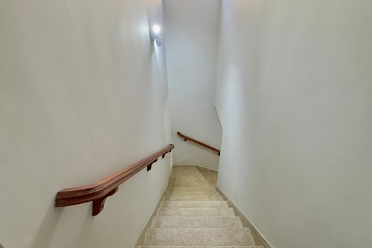Escada de casa à venda com 4 quartos, 113m² em Vila Augusta, Guarulhos