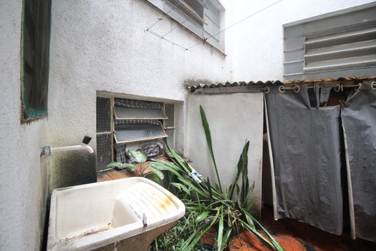 Área de Serviço de apartamento à venda com 2 quartos, 61m² em Higienópolis, Porto Alegre