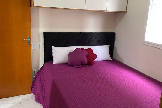 Quarto de apartamento para alugar com 2 quartos, 100m² em Vila Vitória, Santo André