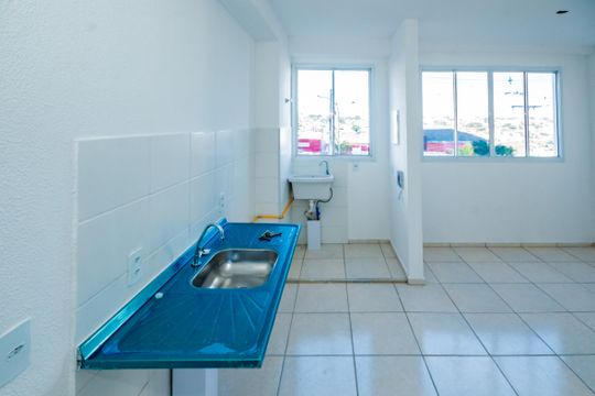 Cozinha de apartamento para alugar com 2 quartos, 50m² em Mantiqueira, Belo Horizonte