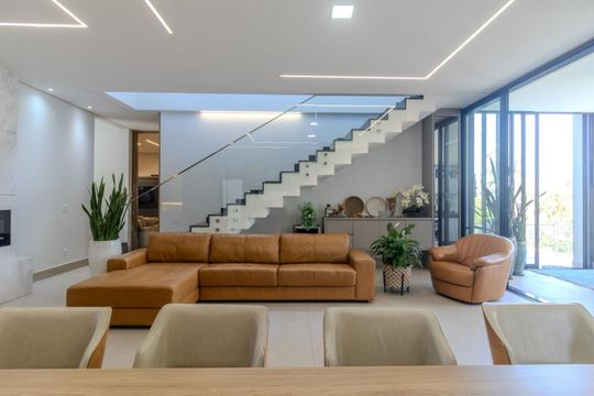 Casa para alugar com 6 quartos, 400m² em Swiss Park, Campinas