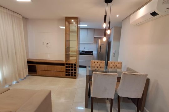 Sala de apartamento para alugar com 2 quartos, 72m² em Setor Marista, Goiânia