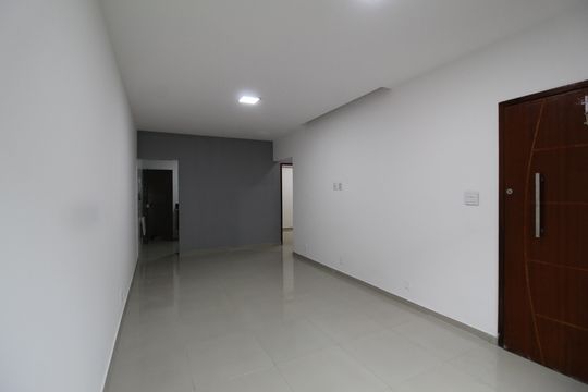 Sala de casa de condomínio para alugar com 2 quartos, 150m² em Jacarepaguá, Rio de Janeiro