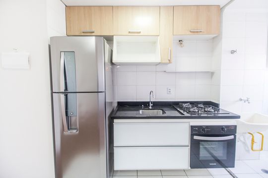 Cozinha de apartamento à venda com 2 quartos, 51m² em Centro, Barueri