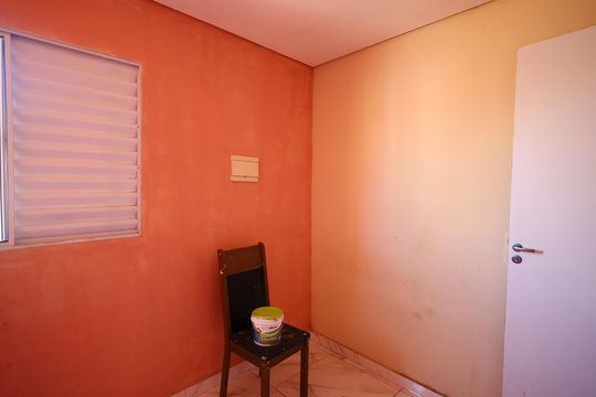 Quarto 2 de casa para alugar com 2 quartos, 45m² em Jardim Mutinga, Osasco