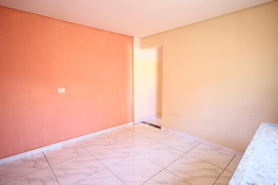 Cozinha e Área de Serviço de casa para alugar com 2 quartos, 45m² em Jardim Mutinga, Osasco