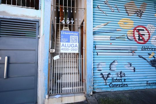 Fachada de casa para alugar com 2 quartos, 45m² em Jardim Mutinga, Osasco