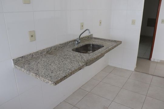 Cozinha de apartamento para alugar com 1 quarto, 57m² em Parque São Caetano, Campos dos Goytacazes
