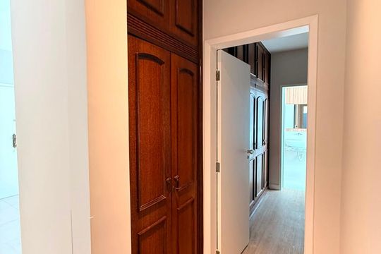 Corredor de apartamento para alugar com 3 quartos, 120m² em Santa Lúcia, Belo Horizonte