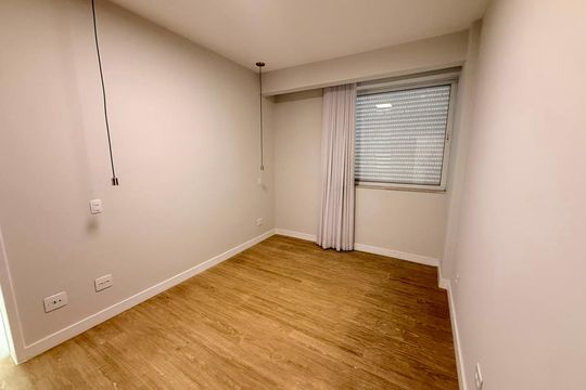 Banheiro de apartamento para alugar com 3 quartos, 120m² em Santa Lúcia, Belo Horizonte
