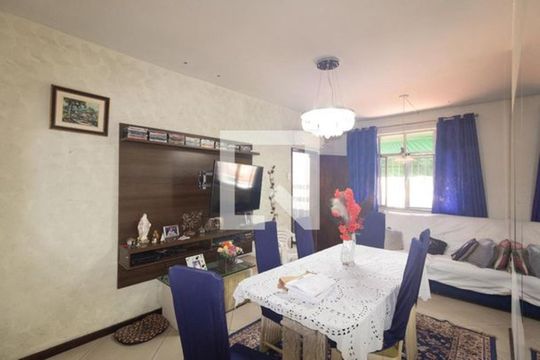 Sala de casa de condomínio à venda com 4 quartos, 75m² em Campo Grande, Rio de Janeiro