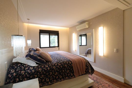 Quarto 1 - Suíte de apartamento à venda com 4 quartos, 280m² em Santo Amaro, São Paulo