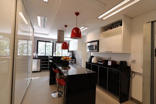 Cozinha de apartamento à venda com 4 quartos, 280m² em Santo Amaro, São Paulo
