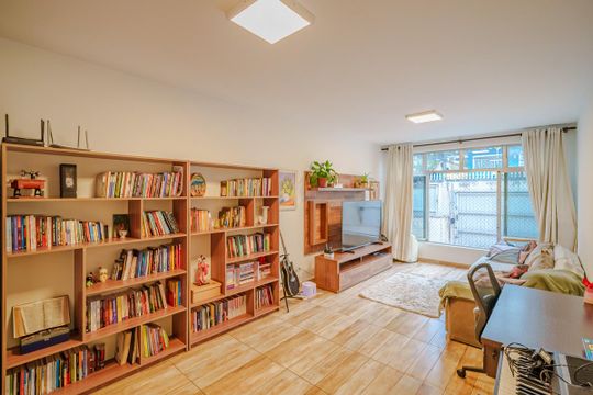 Casa à venda com 3 quartos, 240m² em Jaguaré, São Paulo