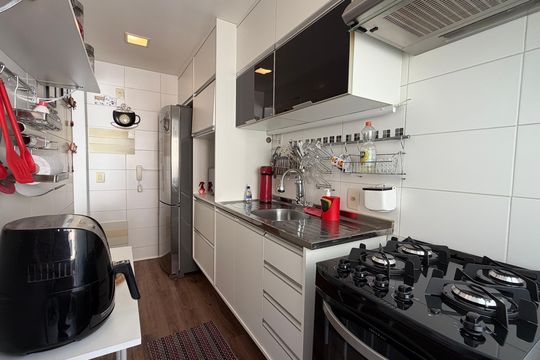 Cozinha  de apartamento à venda com 2 quartos, 58m² em Taquara, Rio de Janeiro