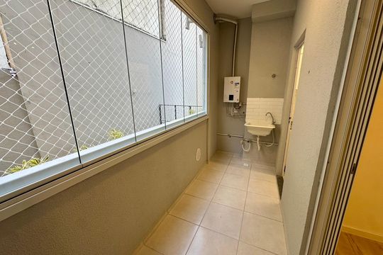 Varanda de apartamento para alugar com 2 quartos, 43m² em Várzea de Baixo, São Paulo