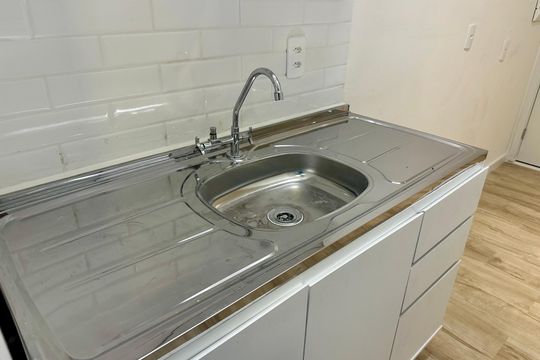 Cozinha de apartamento para alugar com 2 quartos, 43m² em Várzea de Baixo, São Paulo