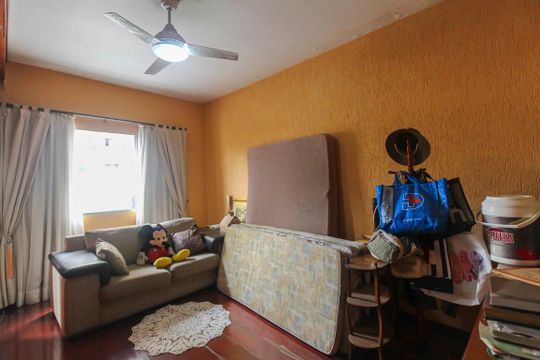 Casa à venda com 3 quartos, 150m² em Jardim Avelino, São Paulo