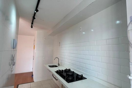 Cozinha de apartamento para alugar com 2 quartos, 50m² em São Francisco Xavier, Rio de Janeiro