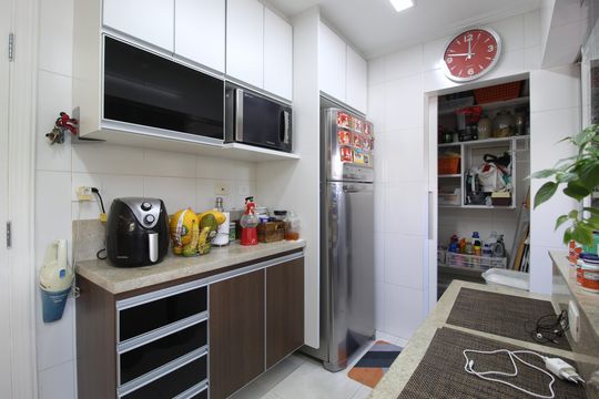 Cozinha de apartamento à venda com 2 quartos, 82m² em Vila Olímpia, São Paulo