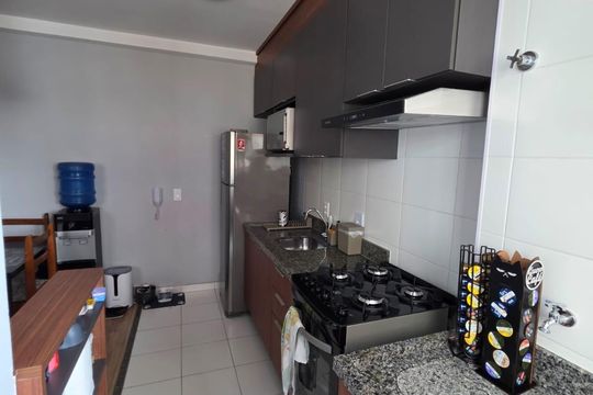 Cozinha de apartamento à venda com 2 quartos, 39m² em Santa Maria, Santo André