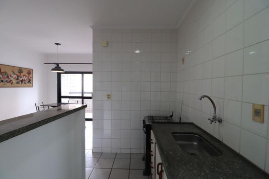 Cozinha  de apartamento para alugar com 1 quarto, 50m² em Centro, Ribeirão Preto