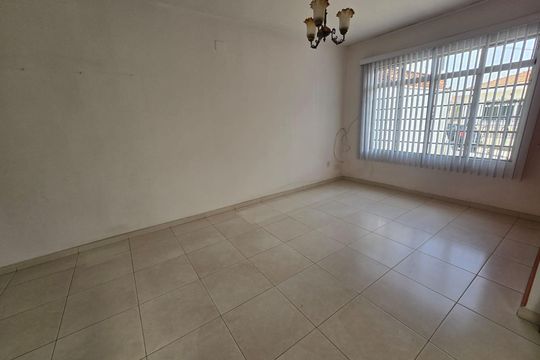 Casa à venda com 2 quartos, 79m² em Vila Primavera, São Paulo