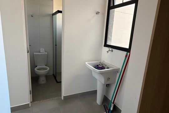Área de serviço de apartamento para alugar com 2 quartos, 44m² em Parque da Vila Prudente, São Paulo