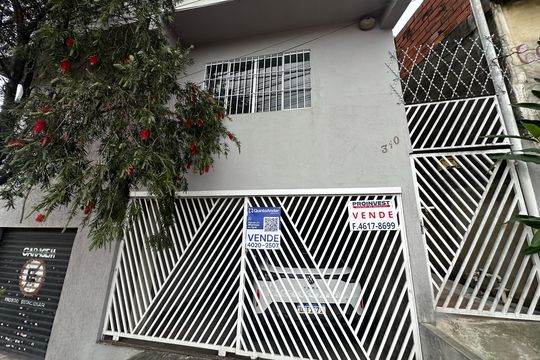Fachada de casa à venda com 6 quartos, 276m² em Jardim do Líbano, Barueri