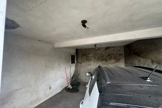Garagem de casa à venda com 6 quartos, 276m² em Jardim do Líbano, Barueri