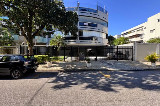 Fachada de apartamento à venda com 3 quartos, 95m² em Recreio dos Bandeirantes, Rio de Janeiro
