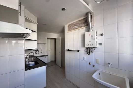 Cozinha e Área de Serviço de apartamento à venda com 3 quartos, 95m² em Recreio dos Bandeirantes, Rio de Janeiro